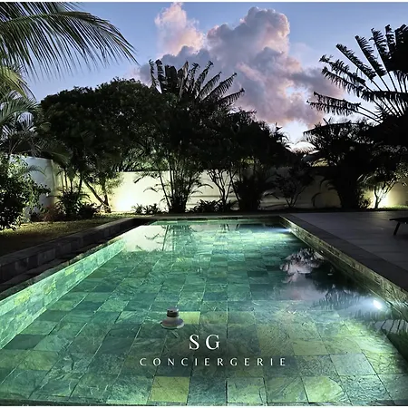 Sg10 L Villa Adonis Luxe